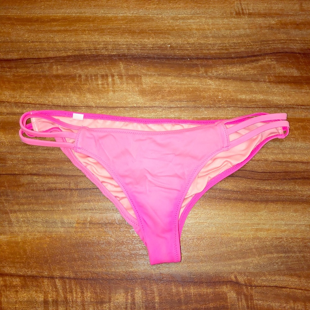 Victoria’s Secret cheeky bikini bottom